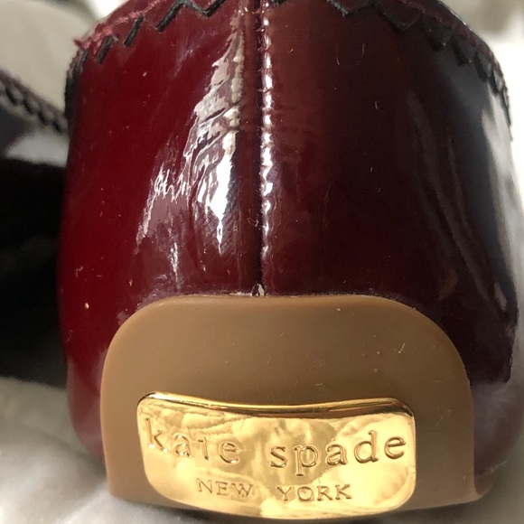 KATE SPADE BURGUNDY PATENT LEATHER FLATS NEVER WORN - Picture 5 of 11